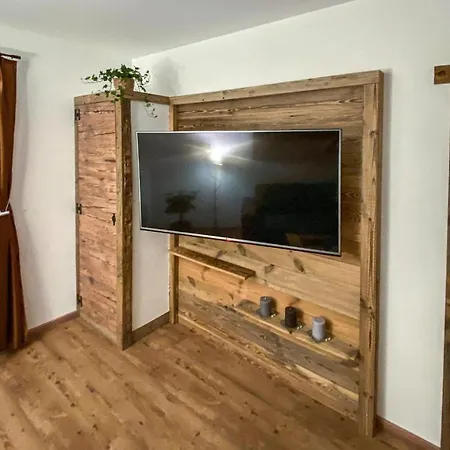 Awesome In Bramberg With 2 Bedrooms